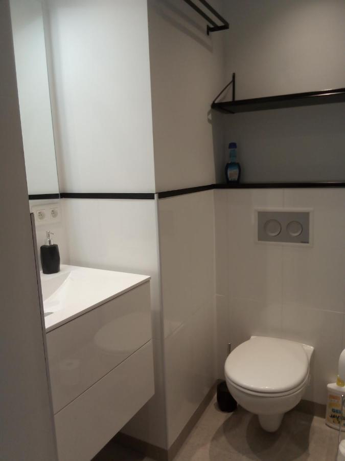 Au Studio 339 Des Terrasses De 말메디 외부 사진